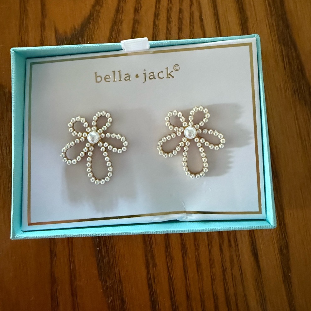 Flower earrings